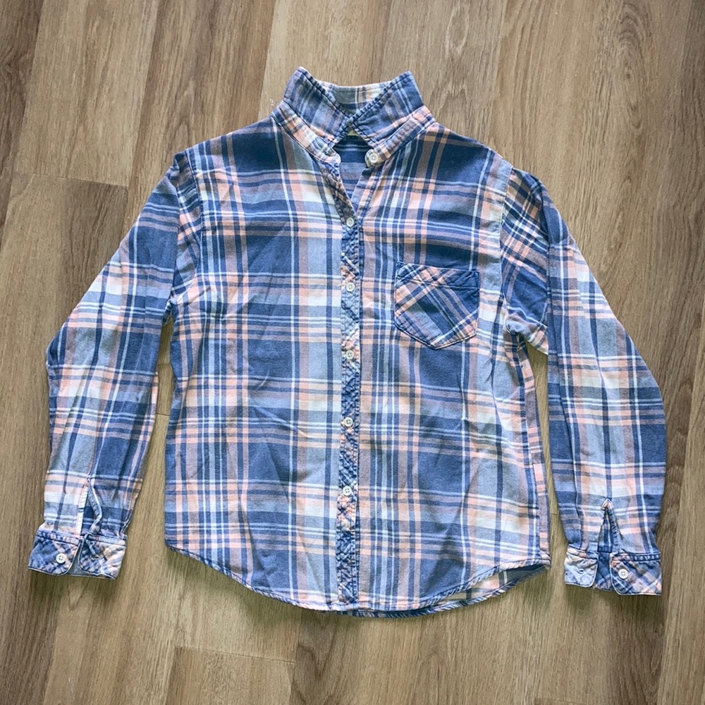 Chelsea & Violet Shirt size M